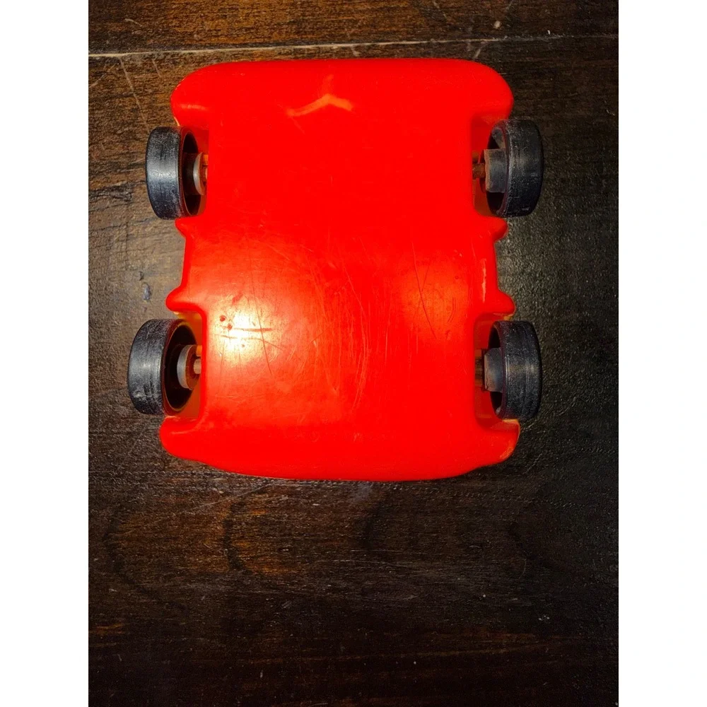 Vintage Kenner Tree Tots Family Car Yellow‎ Plastic Toy Car Red Base Peg Seats